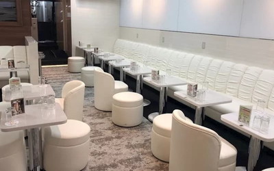はちみつくろーばーの店内1